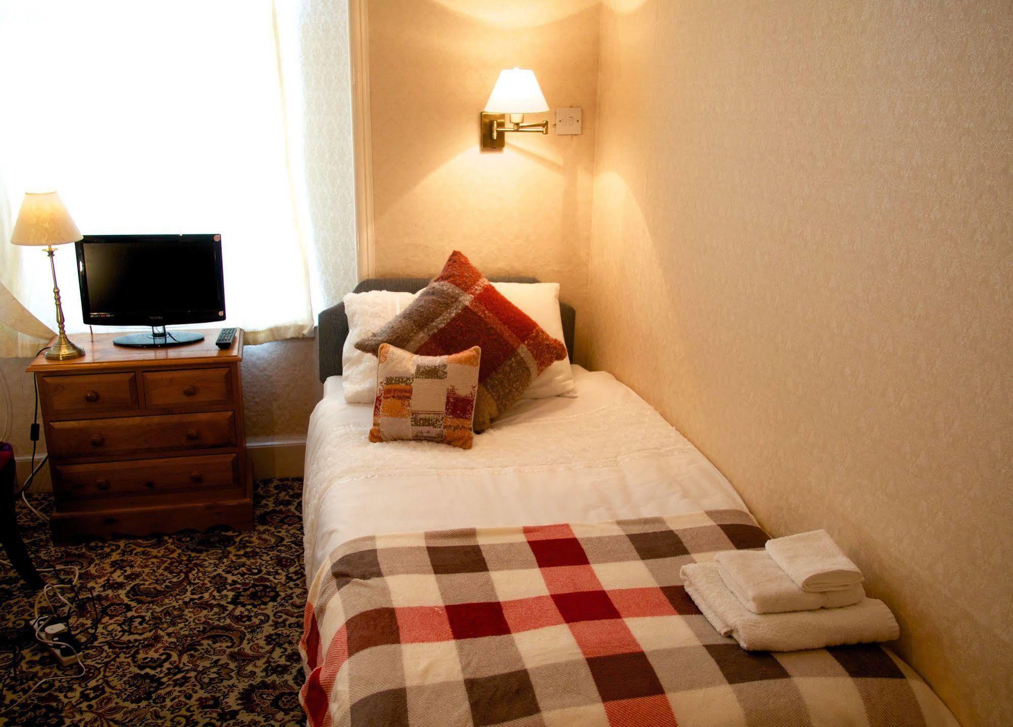 Crown Guesthouse Inverness Exterior photo